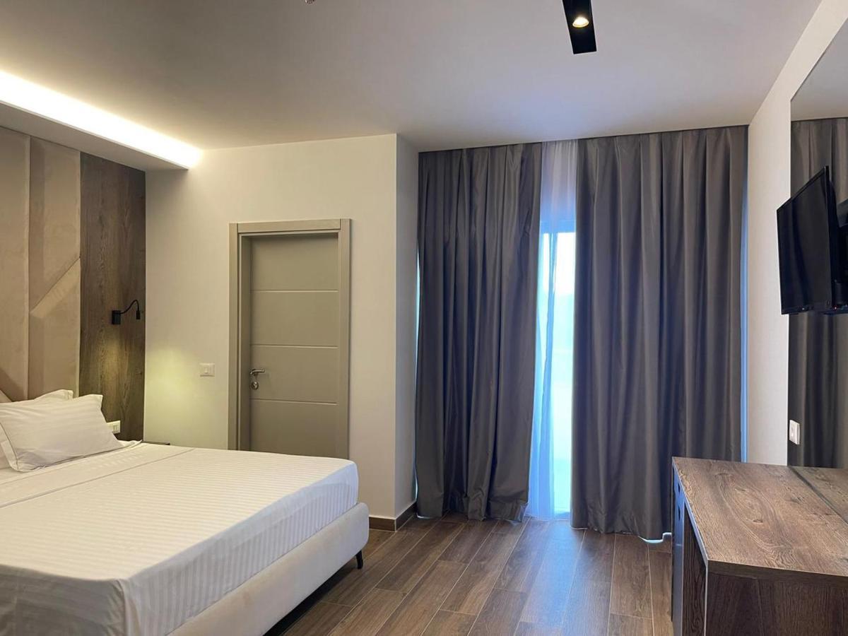 Hotel Rean Golem  Exteriör bild